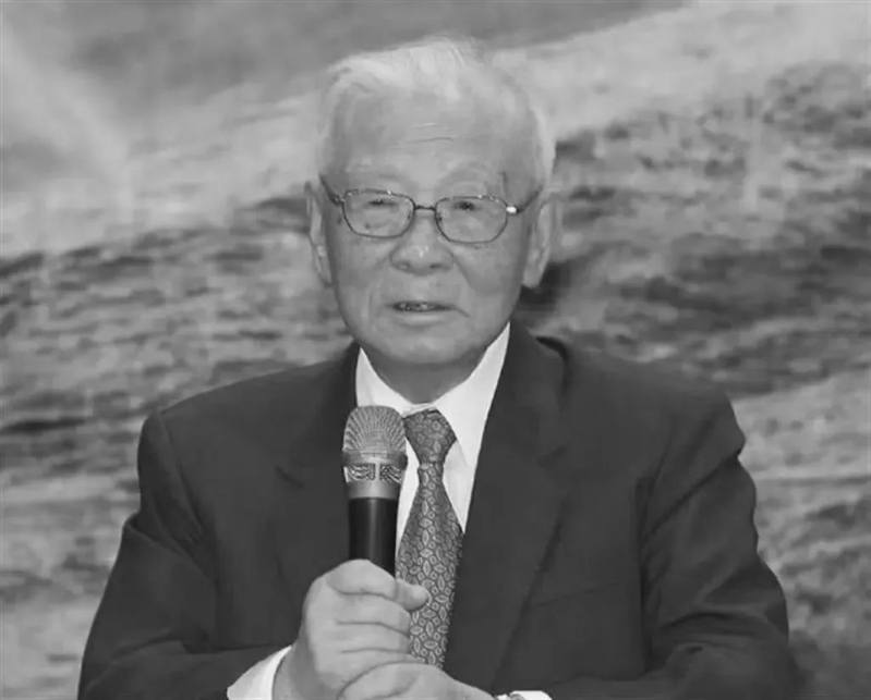 許歷農(nóng)