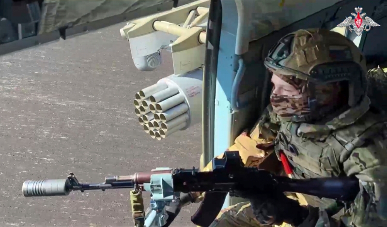 軍用直升機(jī)