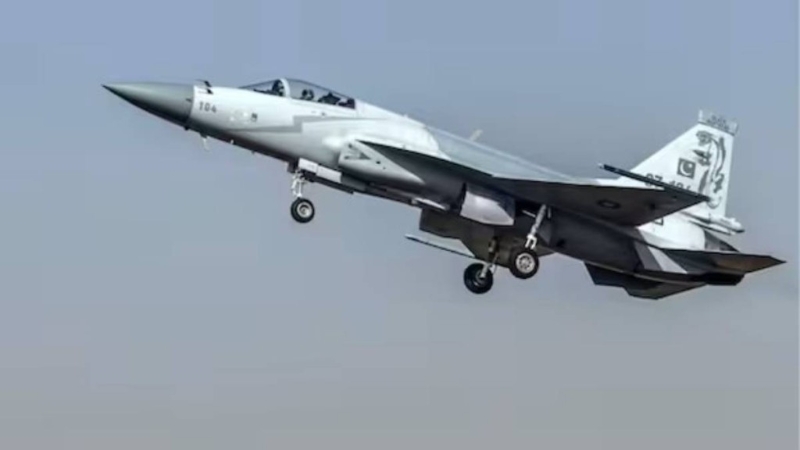 戰(zhàn)機 (2)
