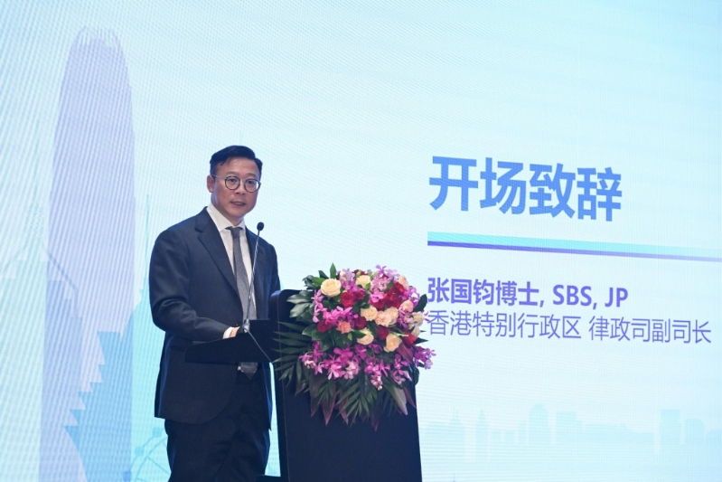律政司副司長張國鈞表示，借港出海是企業(yè)的最佳選擇。 政府新聞處