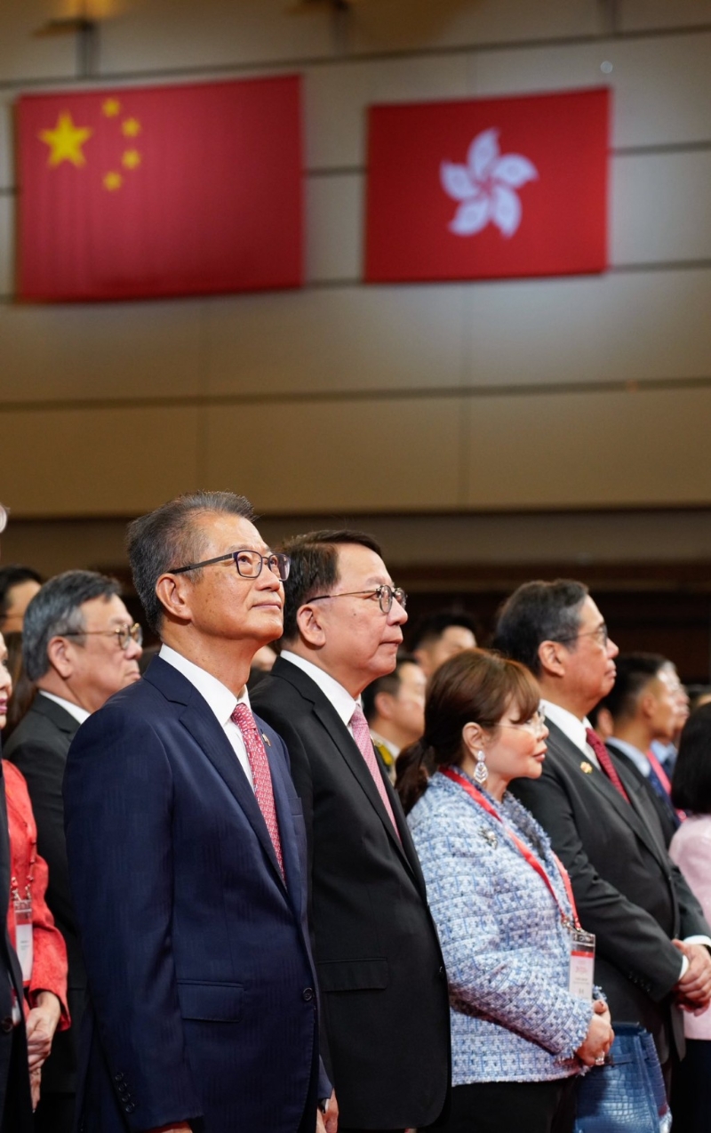 今日（7月1日）是香港回歸28周年，政務司司長陳國基和財政司司長陳茂波分別在社交平臺發(fā)文祝賀。