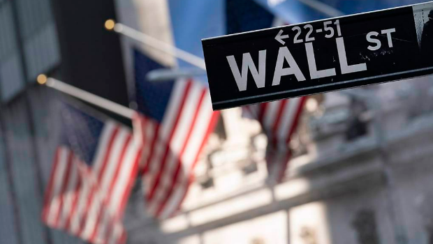 根據(jù)華盛頓服務(wù)公司的數(shù)據(jù)顯示，最近一個(gè)季度約有6,000名內(nèi)部人士出售了價(jià)值約360億美元的股票。