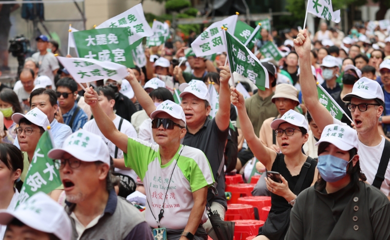 大罷免結(jié)果綠營慘敗，也讓許多青鳥至今仍不敢置信。