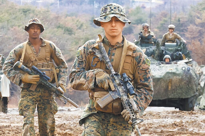 美國海軍陸戰(zhàn)隊員