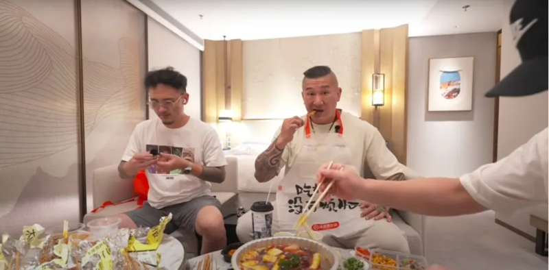館長
