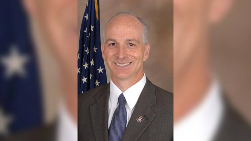 代表團(tuán)由華盛頓州眾議員史密斯（Adam Smith）組織。