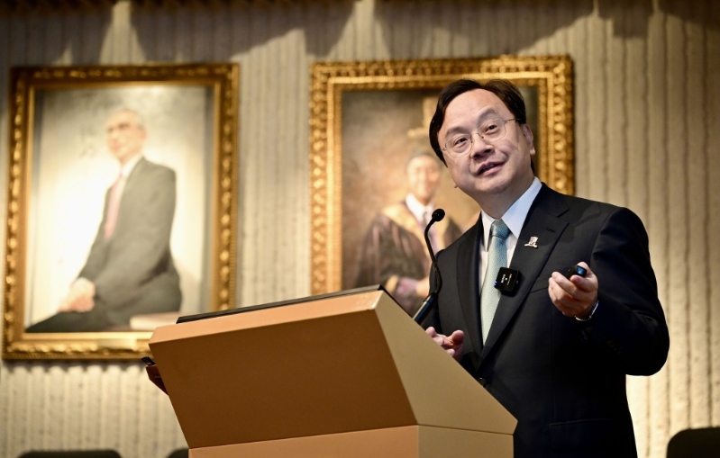 盧煜明表示，中大十分支持《施政報告》措施。