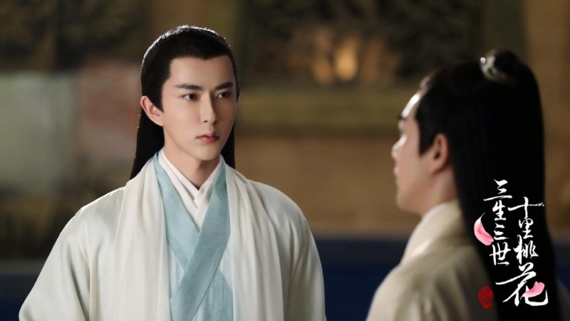 于朦朧在《三生三世十里桃花》中飾演白真。