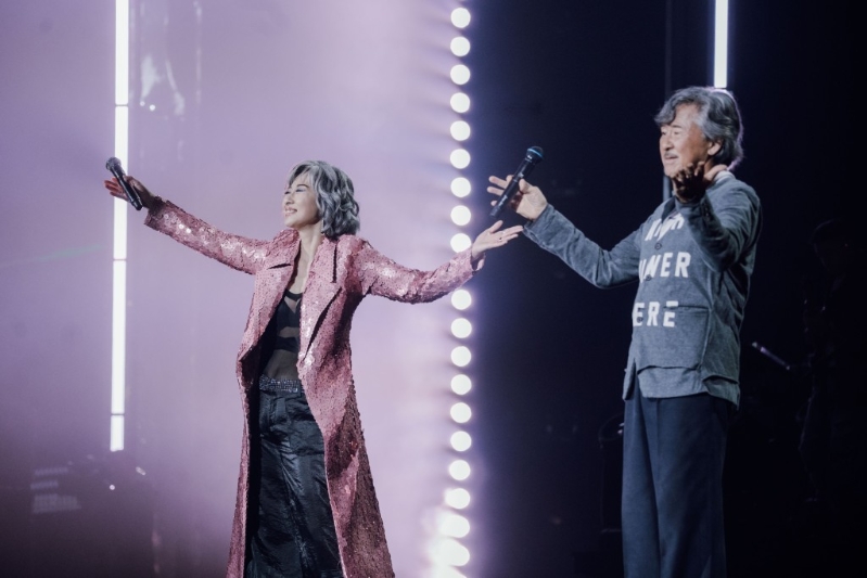 林子祥和葉蒨文相隔28年再合體。