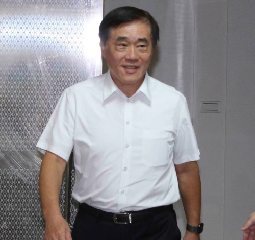 國民黨主席選舉結果18日出爐，由候選人鄭麗文當選，候選人郝龍斌也發(fā)表談話。