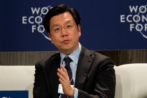 創(chuàng)新工廠董事長李開復近日在活動視訊致詞中表示，在AI硬件和機器人制造方面，美國正在被中國超越，中國正快速主導消費級AI與智慧制造業(yè)。