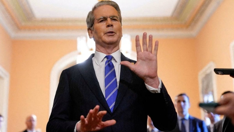 美國(guó)財(cái)政部長(zhǎng)貝森特表示，中方推遲實(shí)施全面稀土管制，而美不對(duì)華商品加征100%關(guān)稅