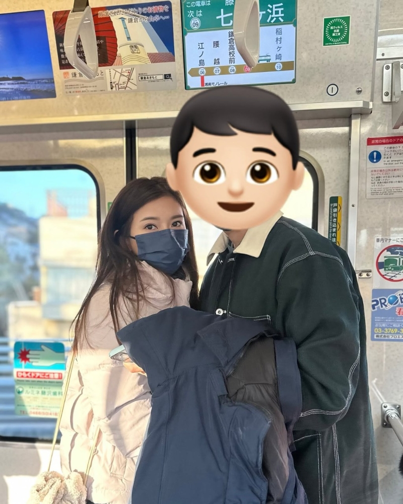 梁凱寧與未婚夫的旅行照片。