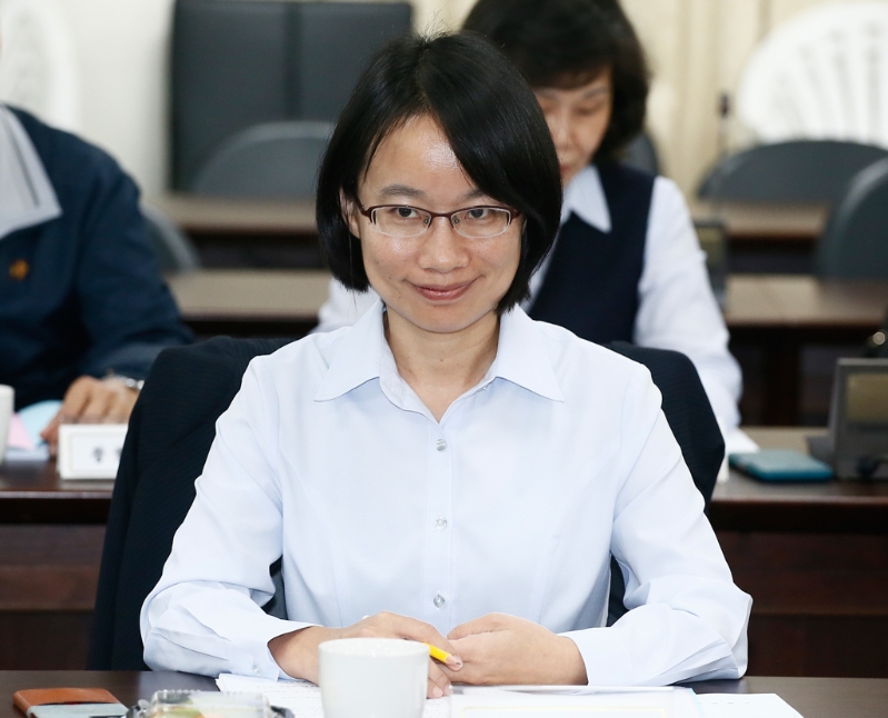 20251101000795 20251101000795