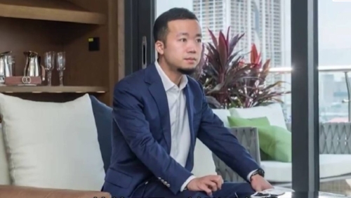 臺北地檢署4日到多處搜查涉及太子集團陳志的地方，暫拘25人扣查45億新臺幣資產(chǎn)。