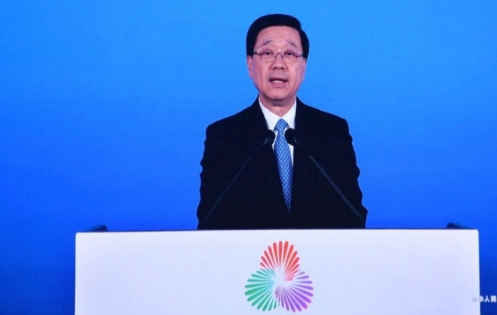 李家超周五赴深圳出席閉幕式 李家超周五赴深圳出席閉幕式