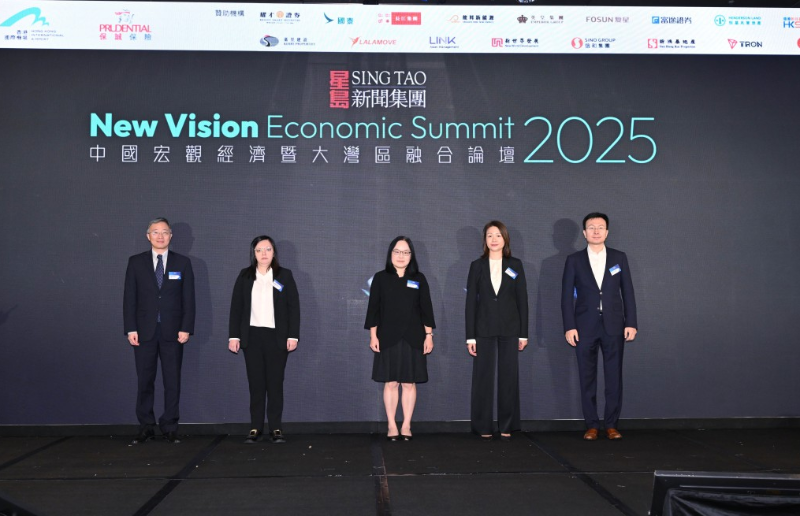 郭曉亭吁關(guān)懷社區(qū)、共渡難關(guān)