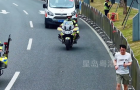 東莞馬拉松最后一名的待遇，救護(hù)車、警車保駕護(hù)航，他的堅(jiān)持比冠軍更動人