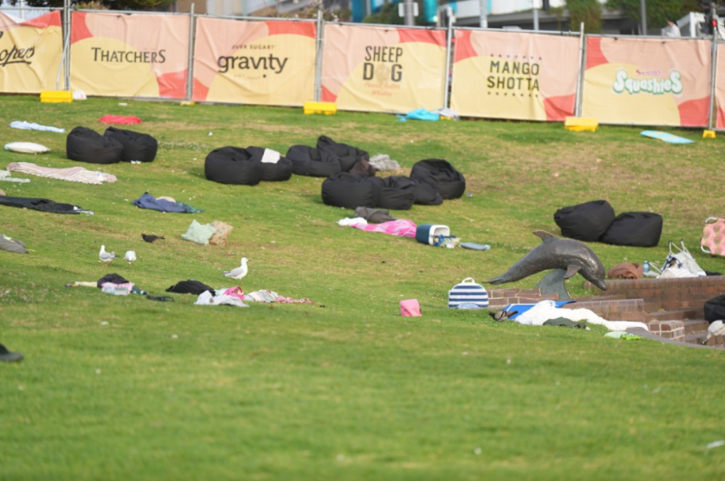 現(xiàn)場仍一片狼藉。