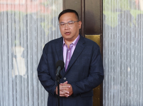 民進黨“立委”王義川 民進黨“立委”王義川